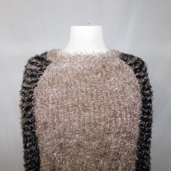 Romeo & Juliet Couture Womens S Fuzzy Eyelash Sweater Black Bronze NEW w Tag - Picture 6 of 11